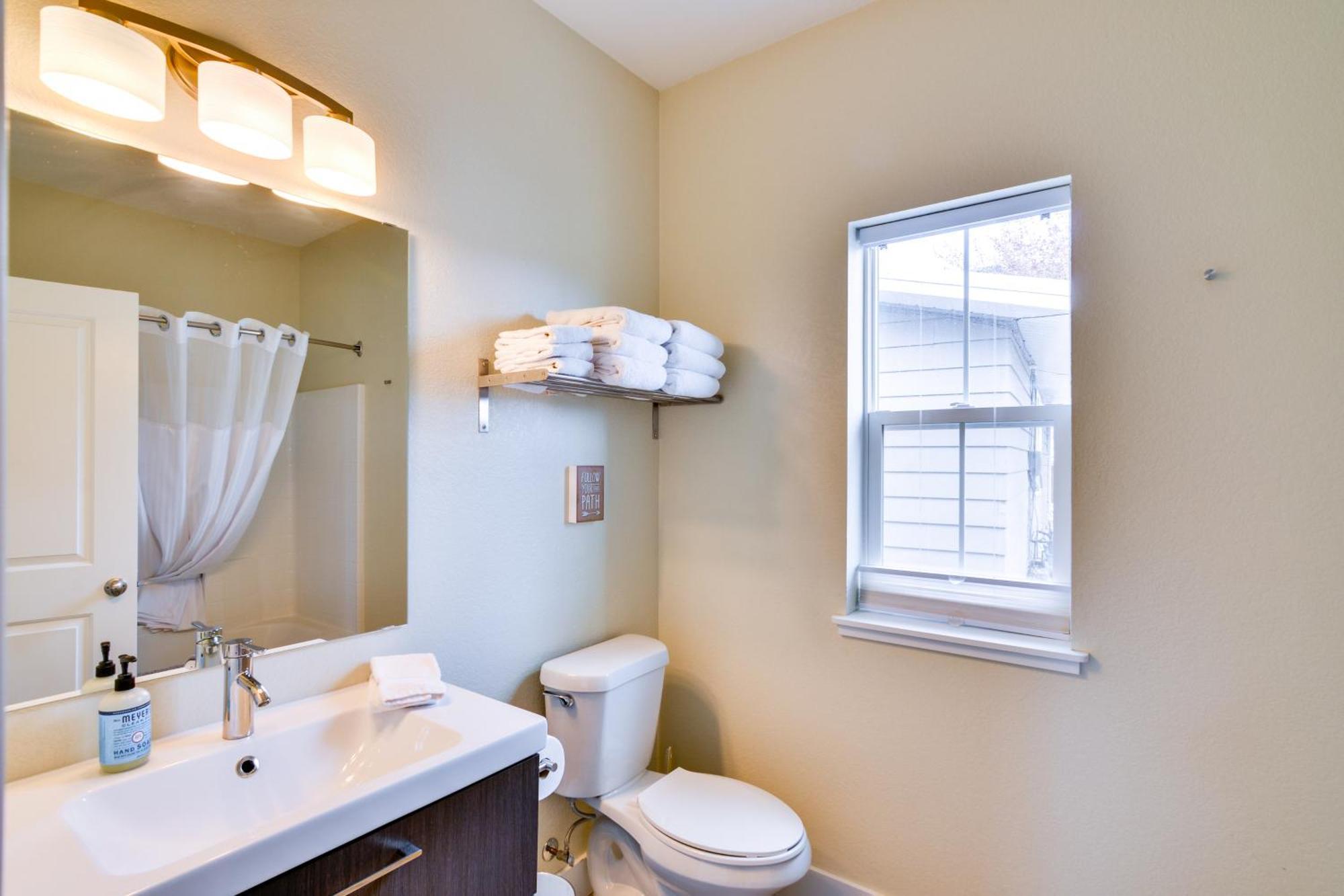Downtown Buena Vista Condo Walk To River And Cafes! Exterior photo