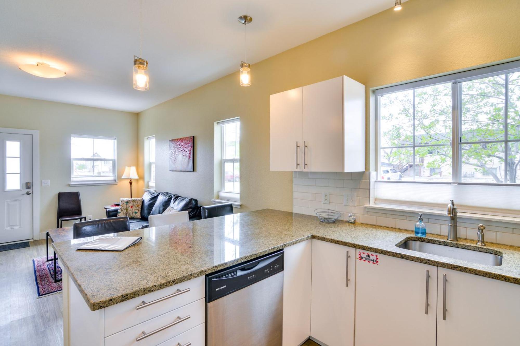 Downtown Buena Vista Condo Walk To River And Cafes! Exterior photo